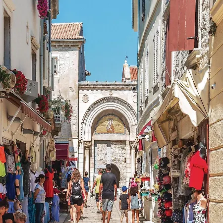 Holiday Mugeba Bb Vi Poreč