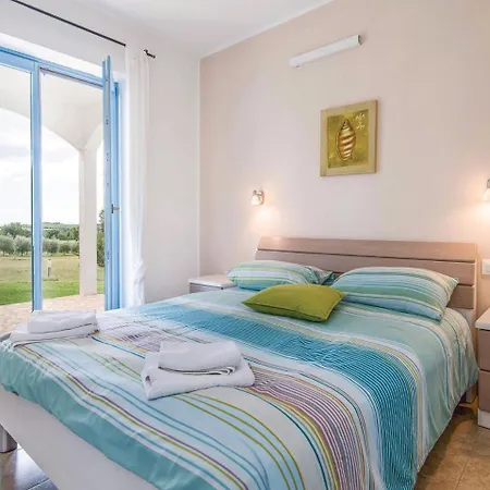Holiday Mugeba Bb Vi Poreč