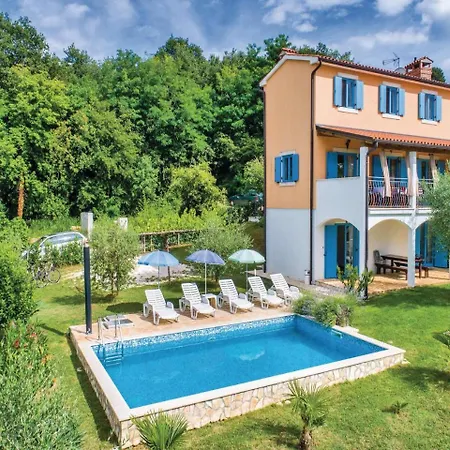 Holiday Mugeba Bb Vi * Porec